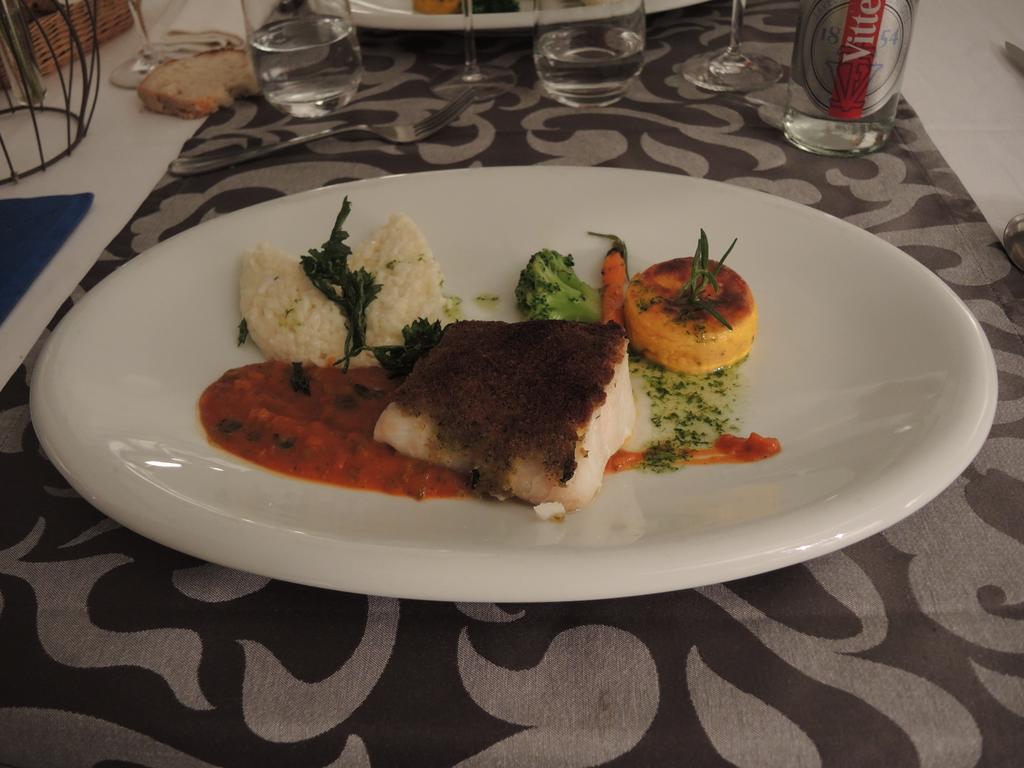 Eurotel Vesoul Esterno foto