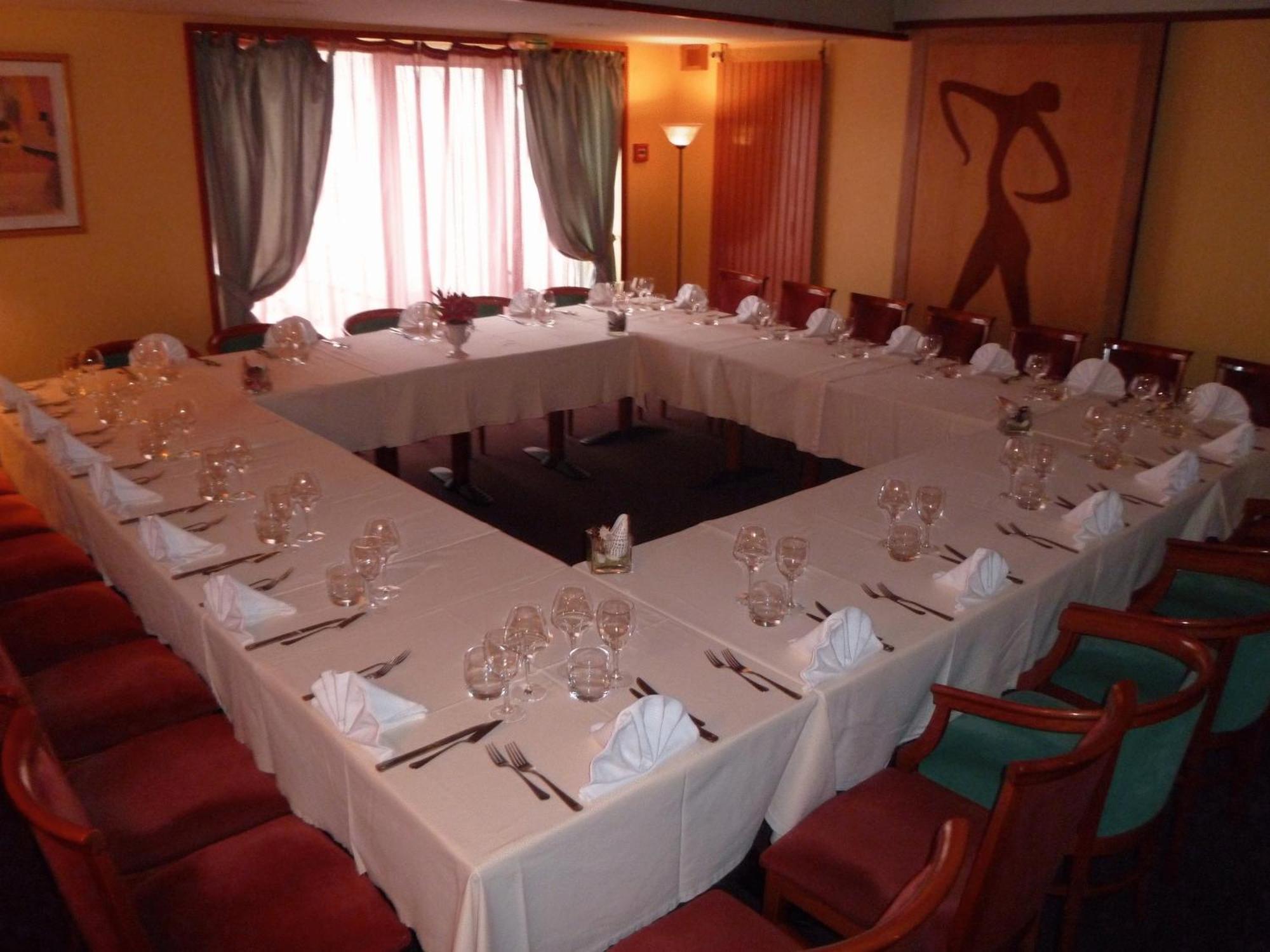 Eurotel Vesoul Esterno foto